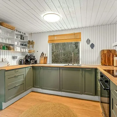 Between Forest And In Tatil Evi *